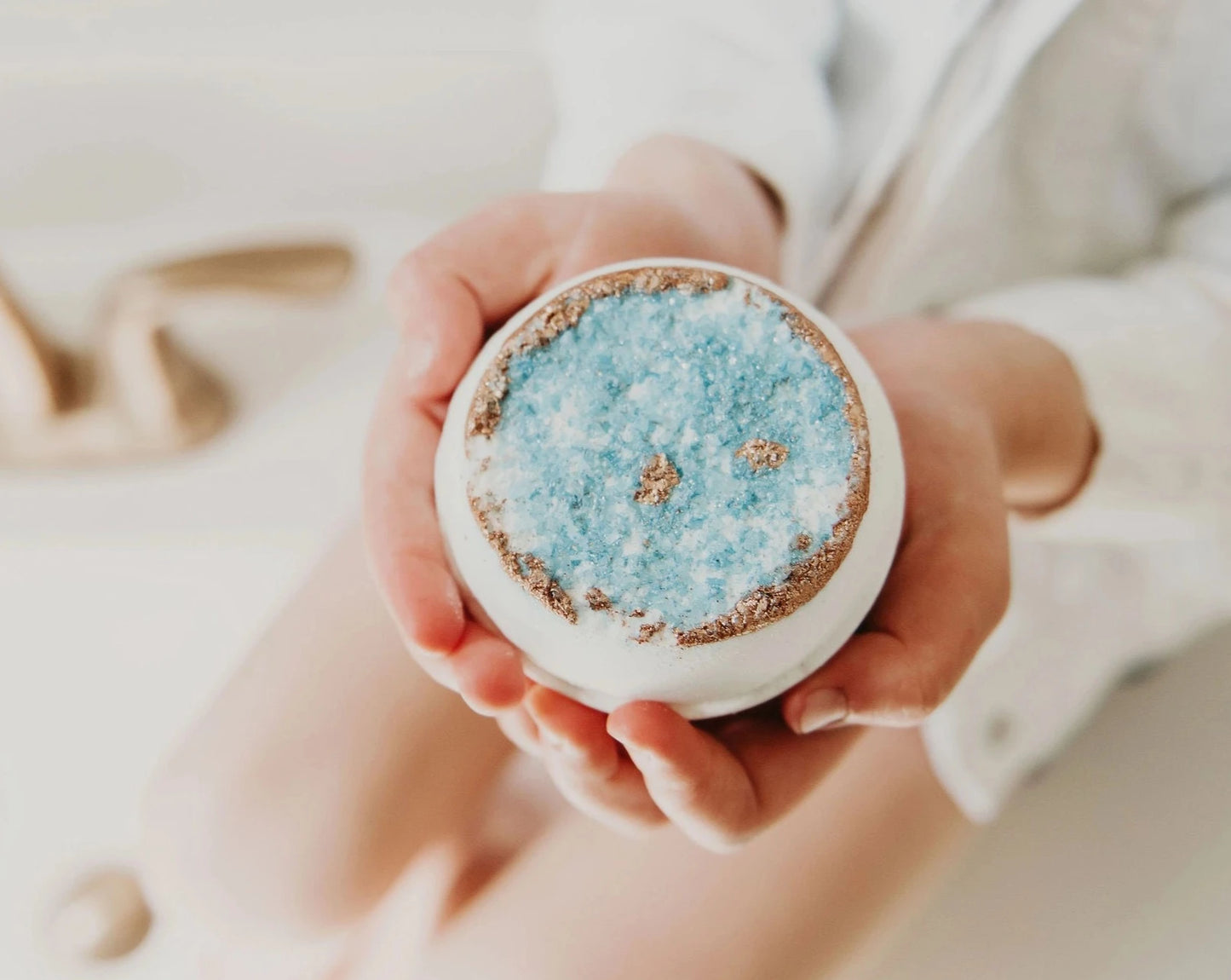 Crystal Geode Turquoise Bath Bomb